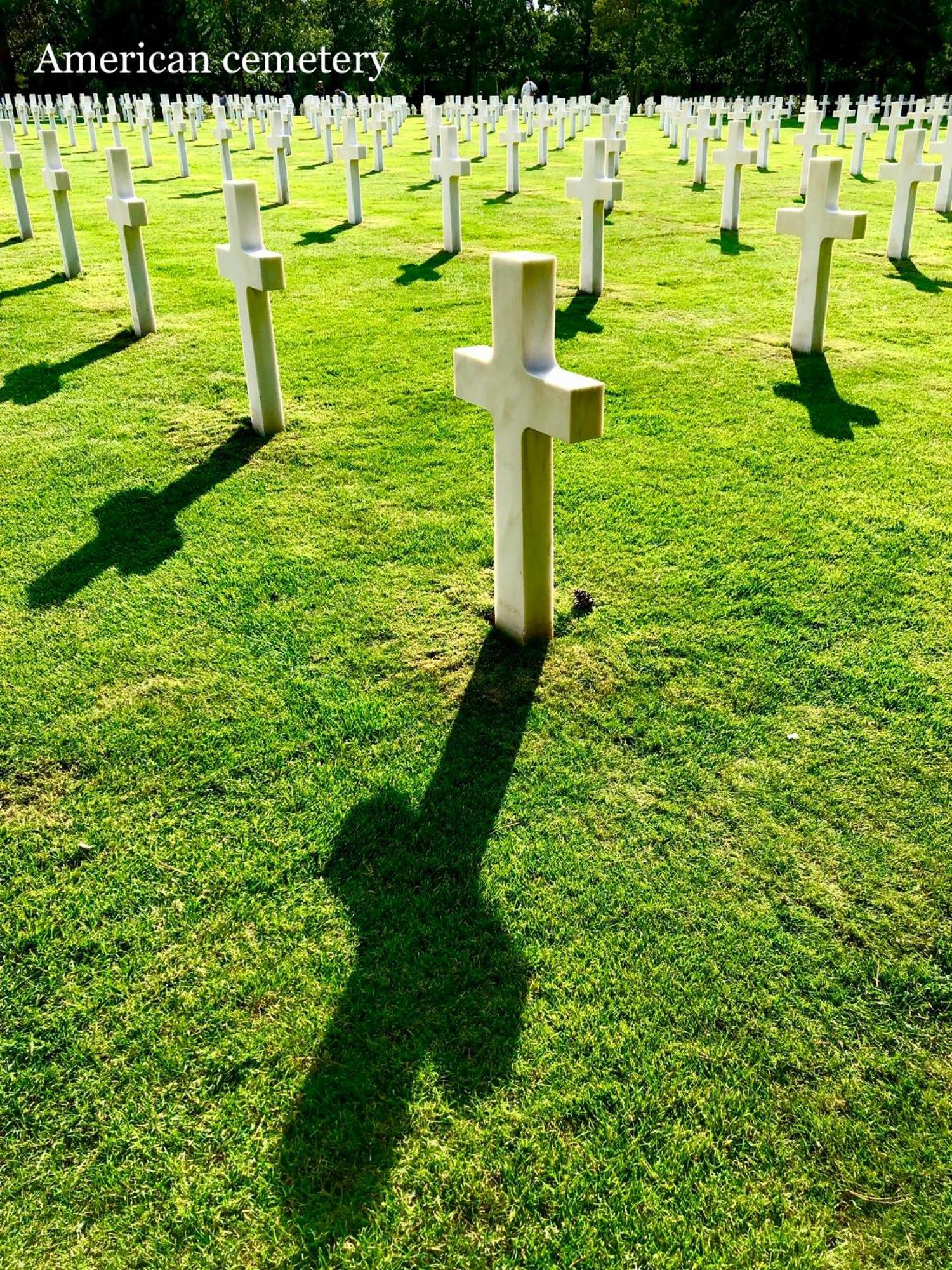 Double J - Omaha Beach Formigny Bagian luar foto